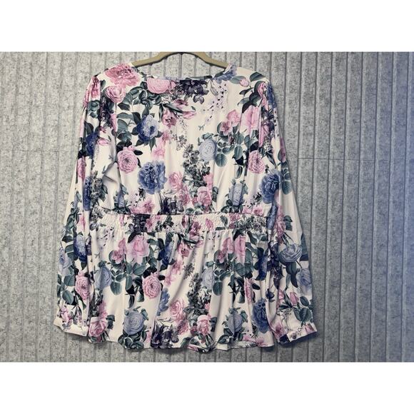 Torrid Top Womens Size 0 Wrap Babydoll Floral Print Flared Sleeve Tunic - Picture 3 of 5